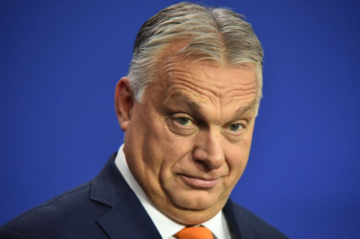 Trump, Orban Talk Energy as US Bears Down on Russian Oil Buyers