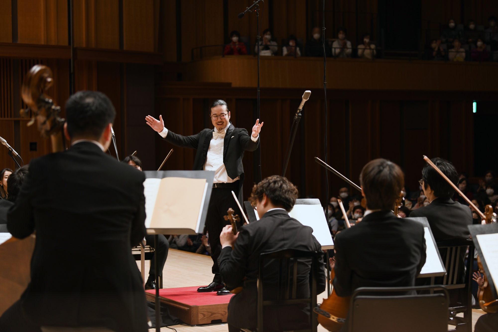 concert-pianist-turned-ceo-bets-on-making-orchestras-profitable-bloomberg