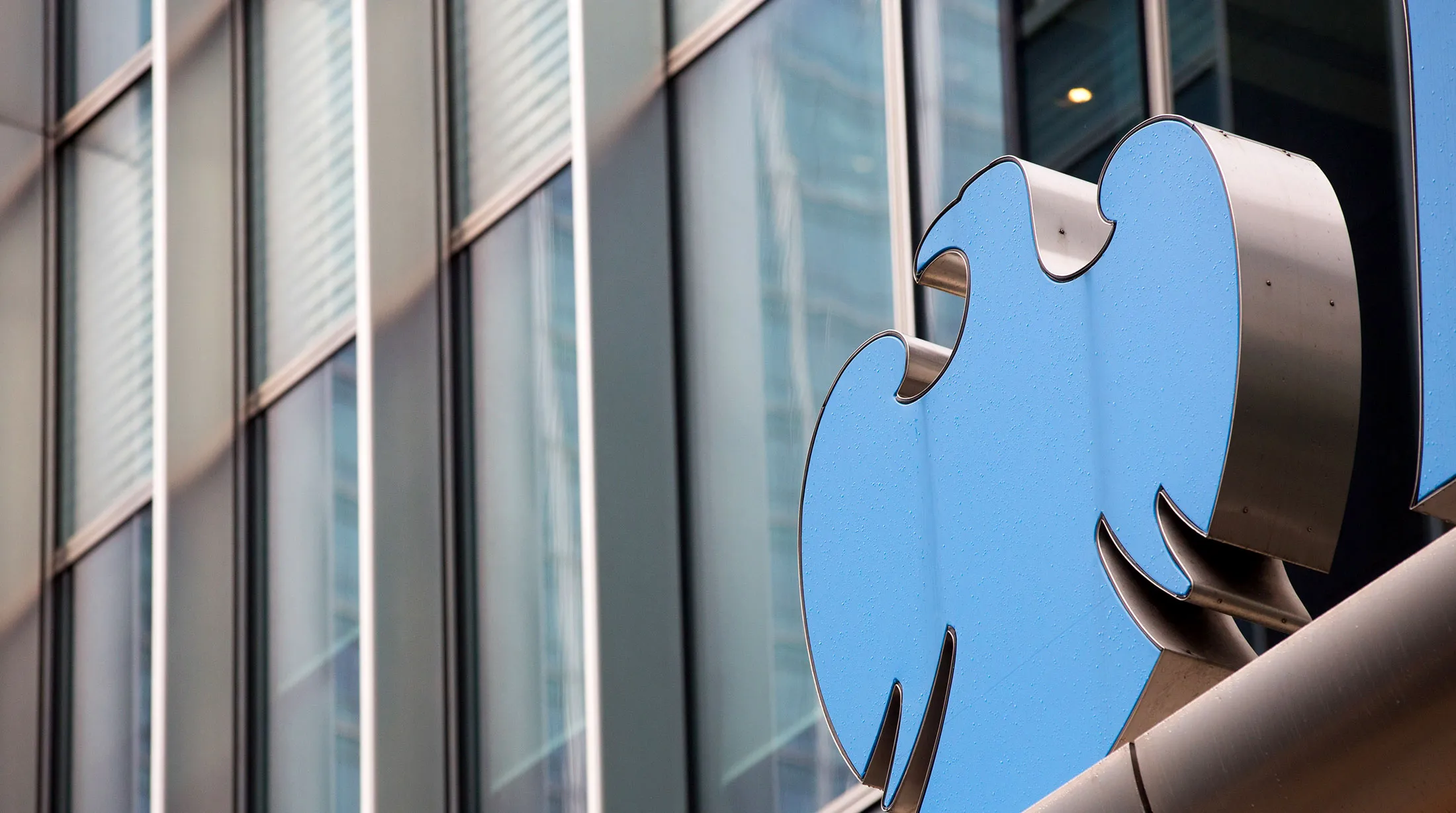 Barclays Severing Ties With Up to 7,000 Business Clients - Bloomberg