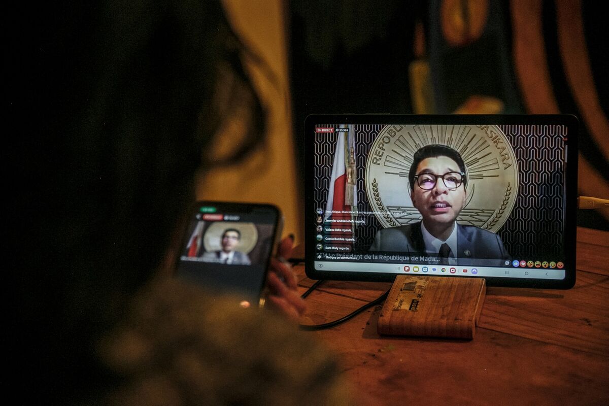 Madagascar President Says He Left Nation as His Life Was in Danger