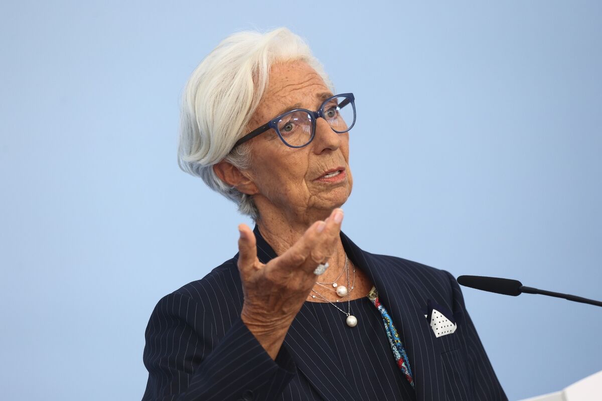 Traders and Central Bankers at Odds on ECB Rate-Hike Predictions in Europe