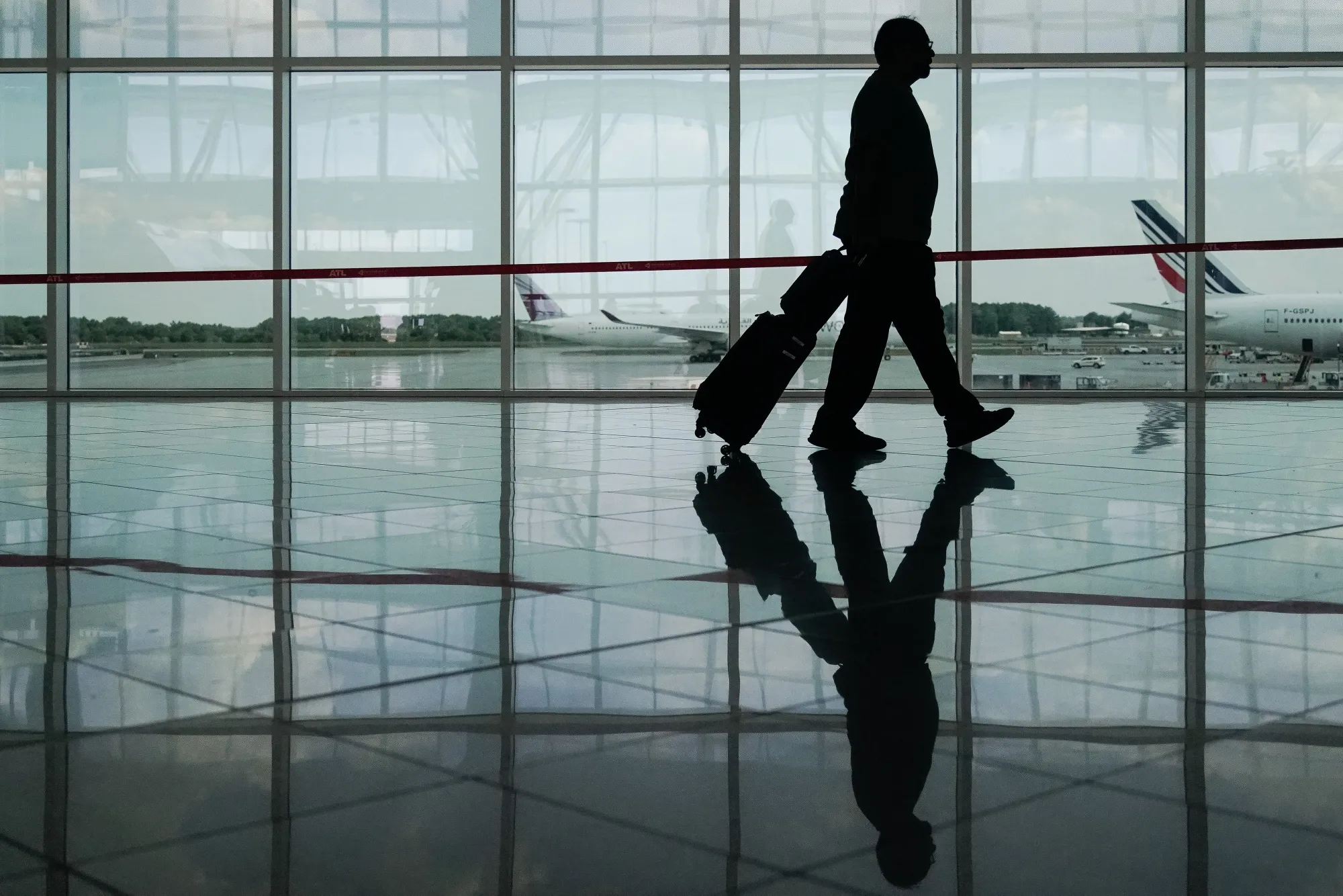 Many executives find taking a genuine vacation a tricky proposition given the weight of their responsibilities.