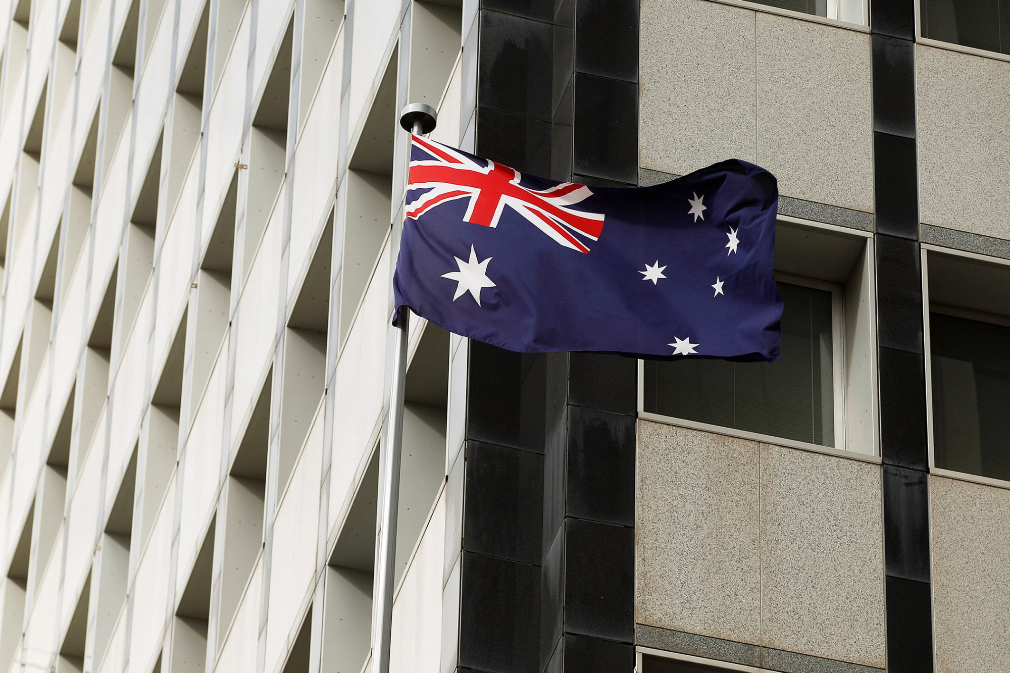Rallying Australian Stocks Propelled by Bonds on RBA Hopes - BNN Bloomberg