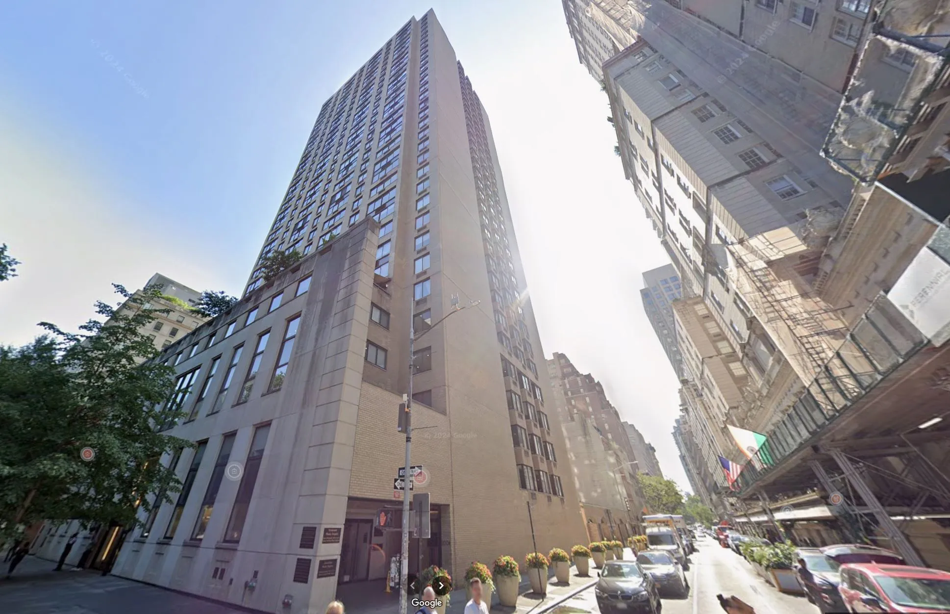 800 Fifth Ave.&nbsp;