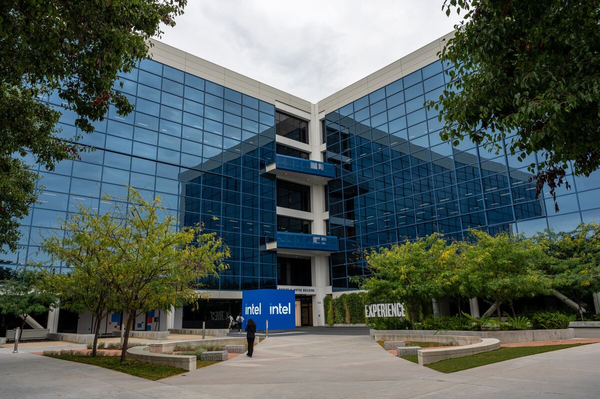 TSMC and Intel Clash Over Trade Secrets Allegations