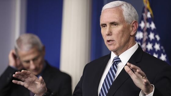 Pence, CDC Head Lay Out Virus Criteria to Reopen U.S. Economy