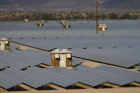 Solar Silicon Falling 9% Widens Slump That Hit Solyndra