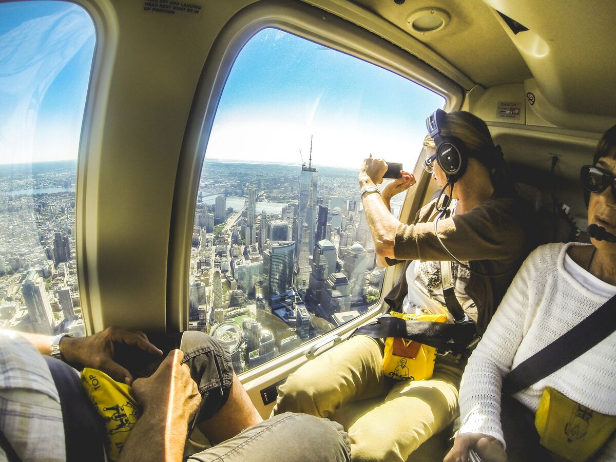 NYC Helicopter Tours: Thrills, Risks, and the Future of Flightseeing
