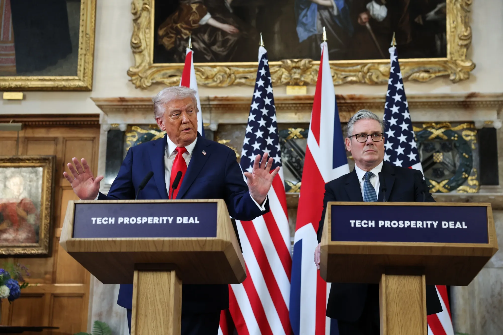 &nbsp;

Trump, left, and Starmer during a news conference at Chequers, near Aylesbury, UK.