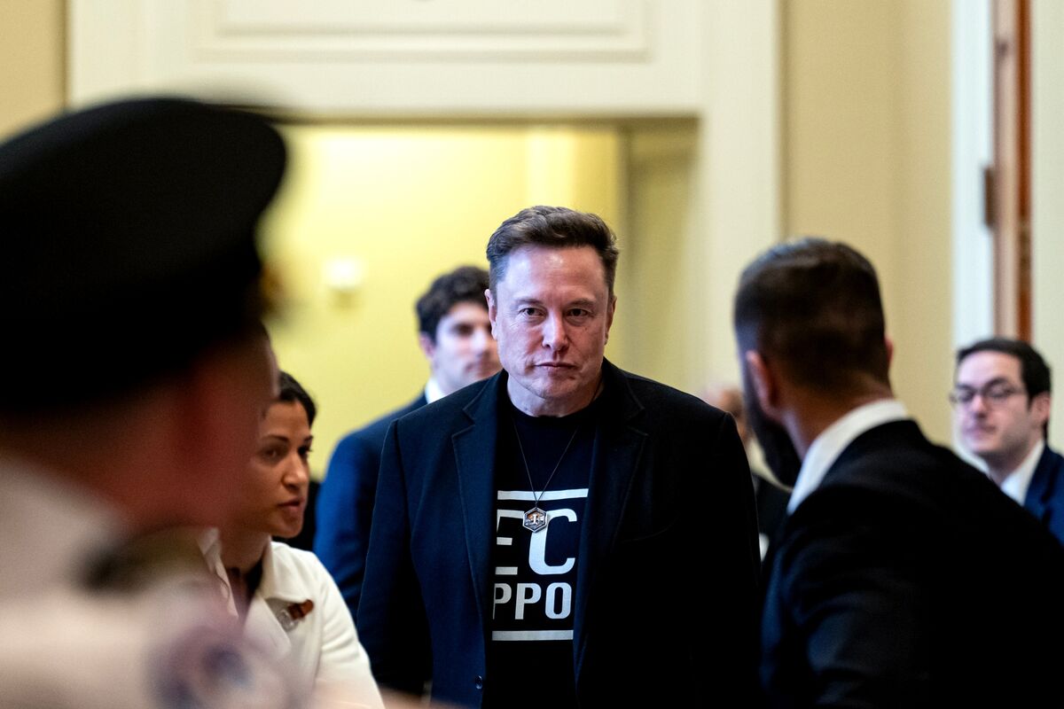 Elon Musk Visits Pentagon But Trump Denies He Got China Briefing ...