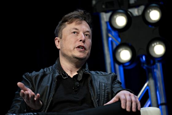 Tesla Slumps as Battery Day Letdown Clouds $320 Billion Gain