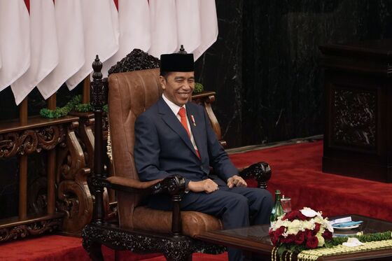 Jokowi’s Mega Indonesia Coalition Imperils Tough Reform Pledge