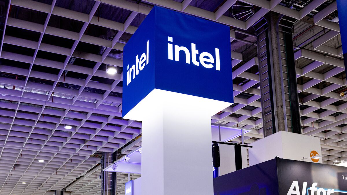 US Government Eyes Stake in Intel