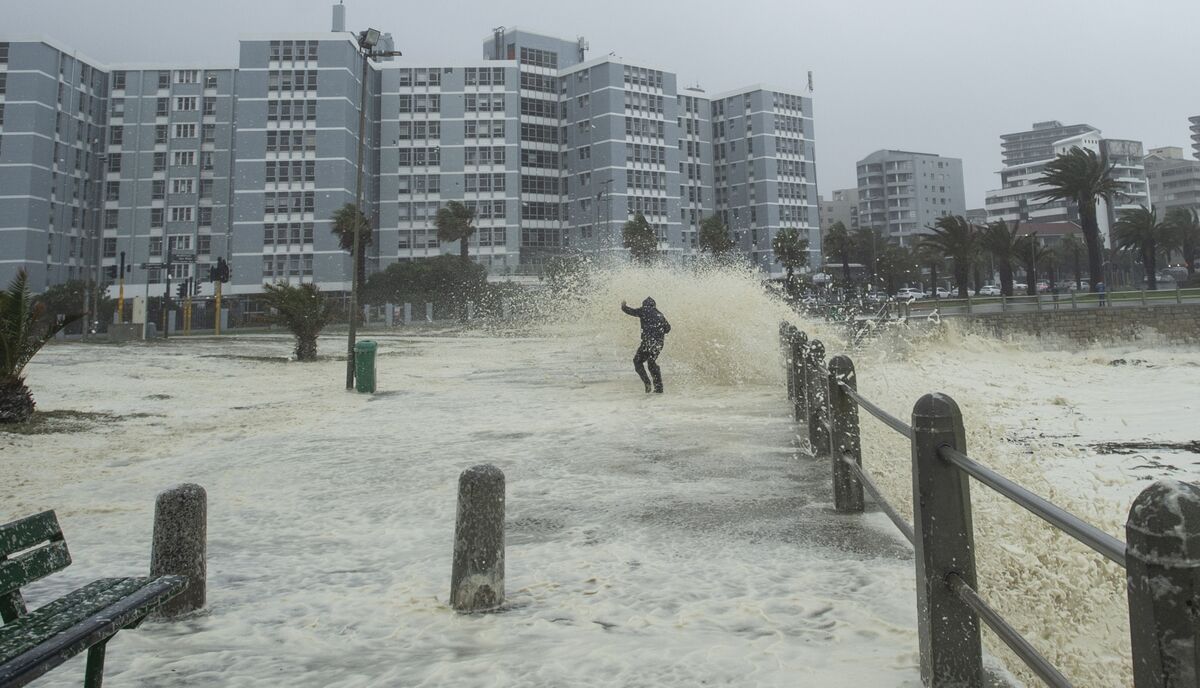 South African Floods Inflict Record $548 Million Damage on Cape