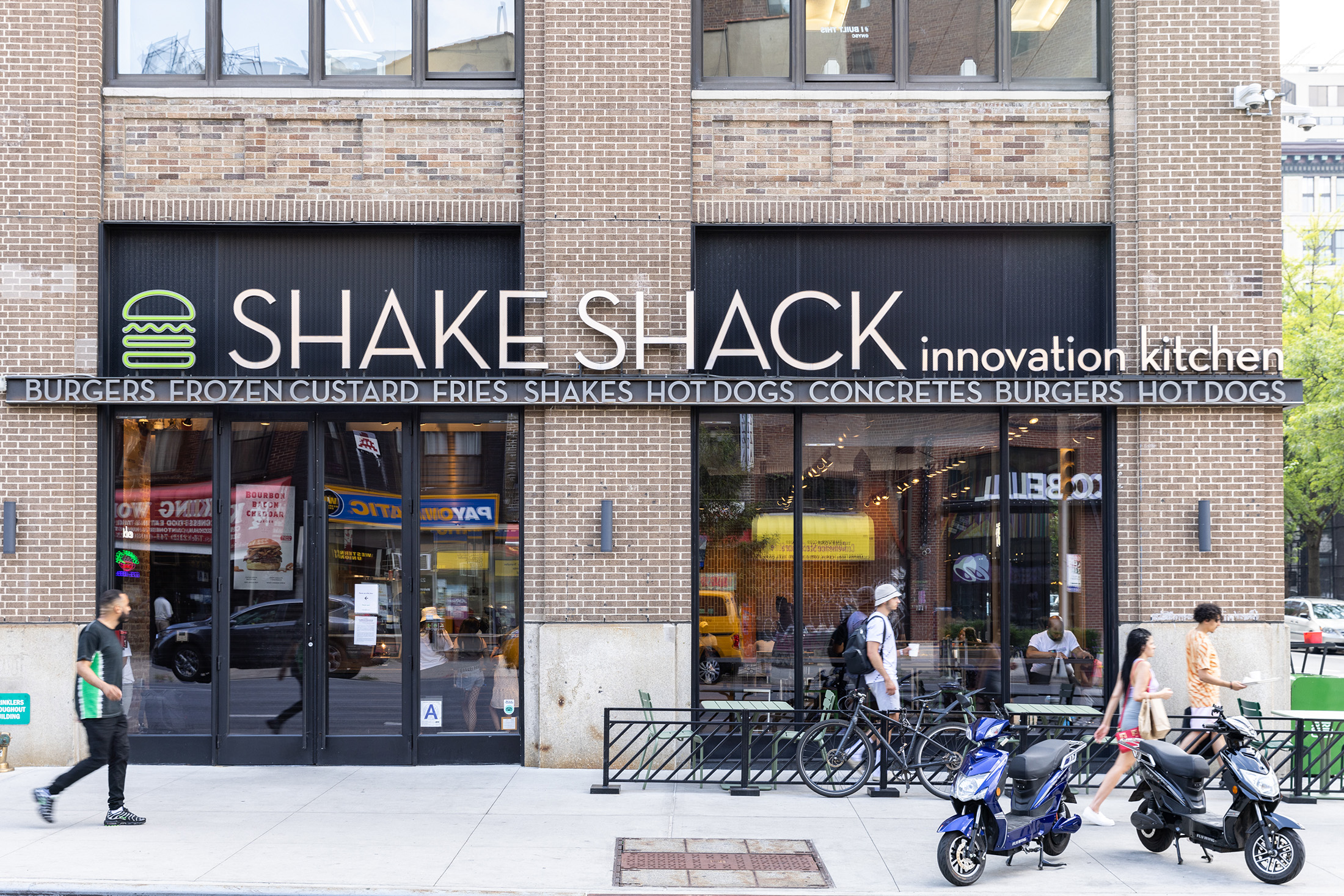 Digital innovation brings Shake Shack back from the brink