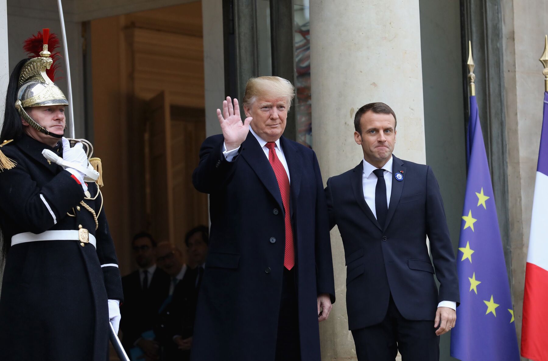 Trump Begins Paris Visit With Attack On Emmanuel Macron - Bloomberg