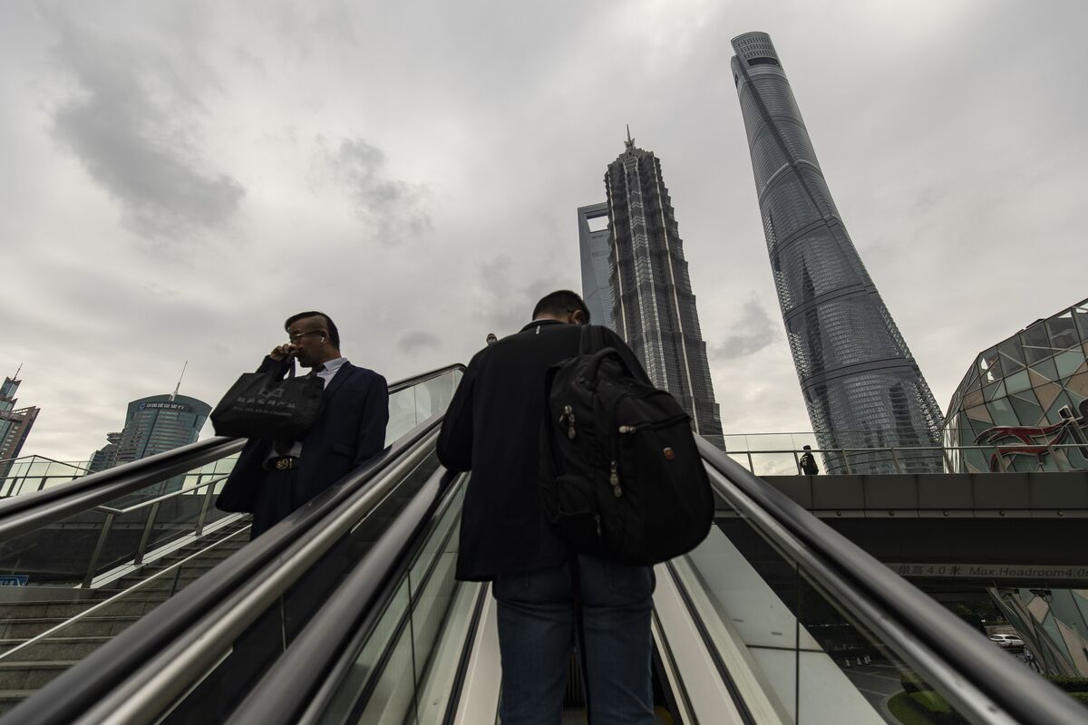 Most Japanese Companies Pessimistic on China’s Economy - Bloomberg