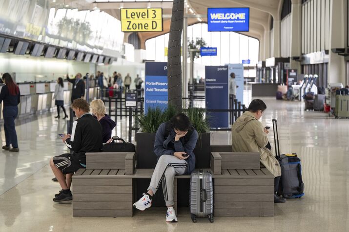 Newark Airport travelers face eight straight days of massive delays