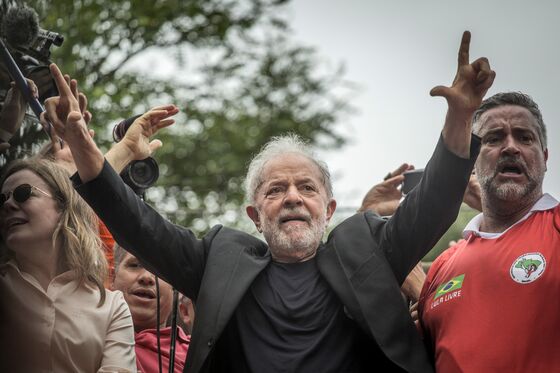 Freed From Jail, Lula’s Ready to Fight in Latin America