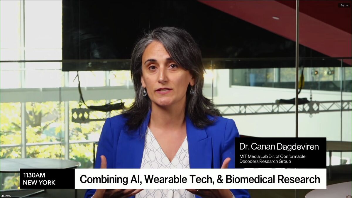 ⚫️ BLOOMBERG: "Intelligenza Artificiale e Salute Femminile: L'Innovazione della Dr. Canan Dagdeviren al MIT"