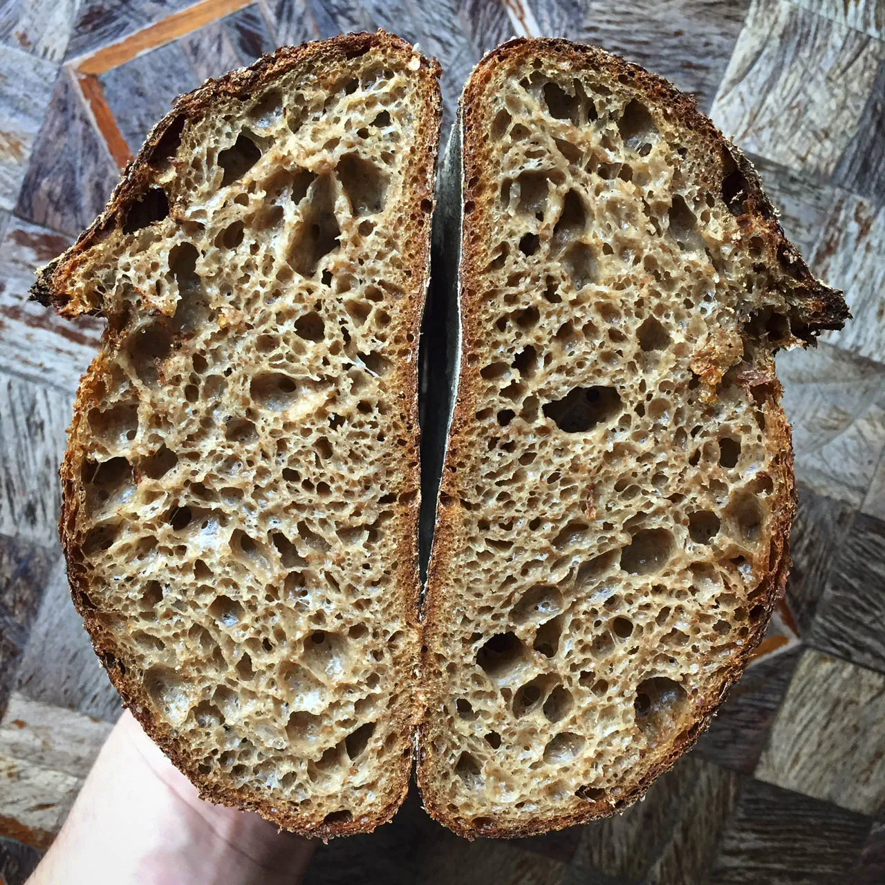 Bread slices from&nbsp;Tørst.