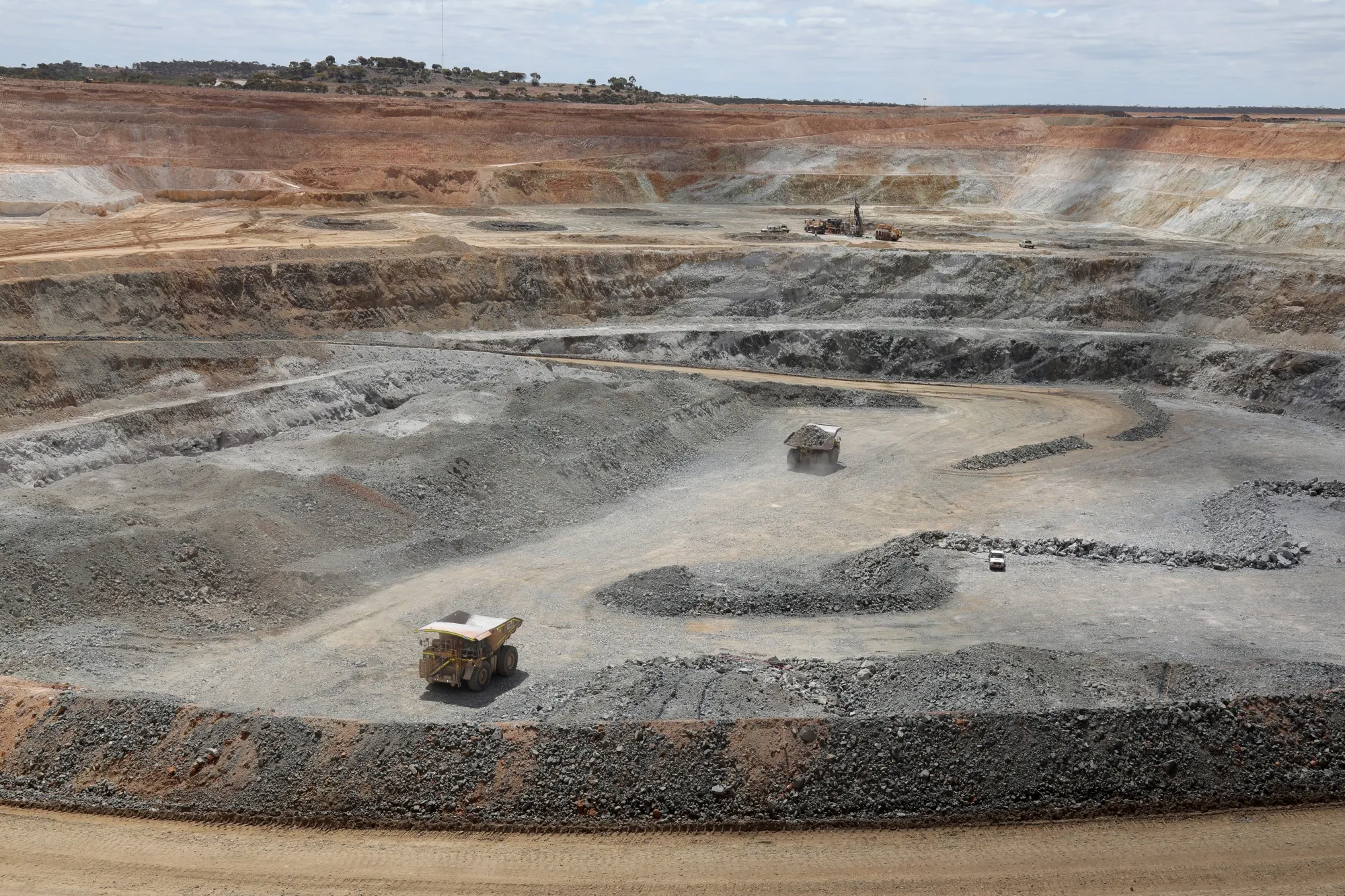 EU Targets Australian Mining to Break Chinese Supply Monopoly