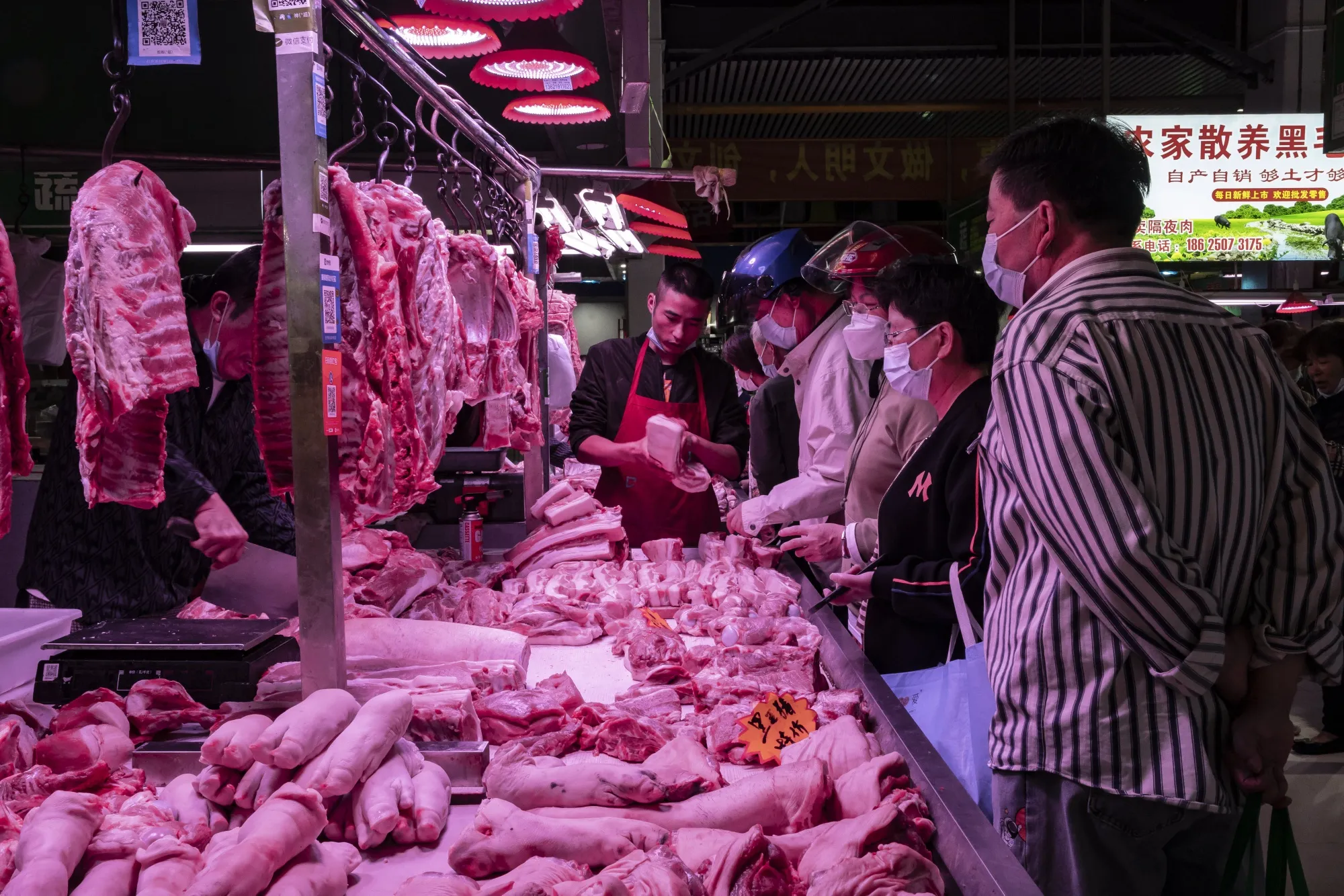 Global Food Roundup: Chinas Slowdown Hurts Its Meat Demand - Bloomberg China’s Slowing Economy Hurts Its Appetite for Meat