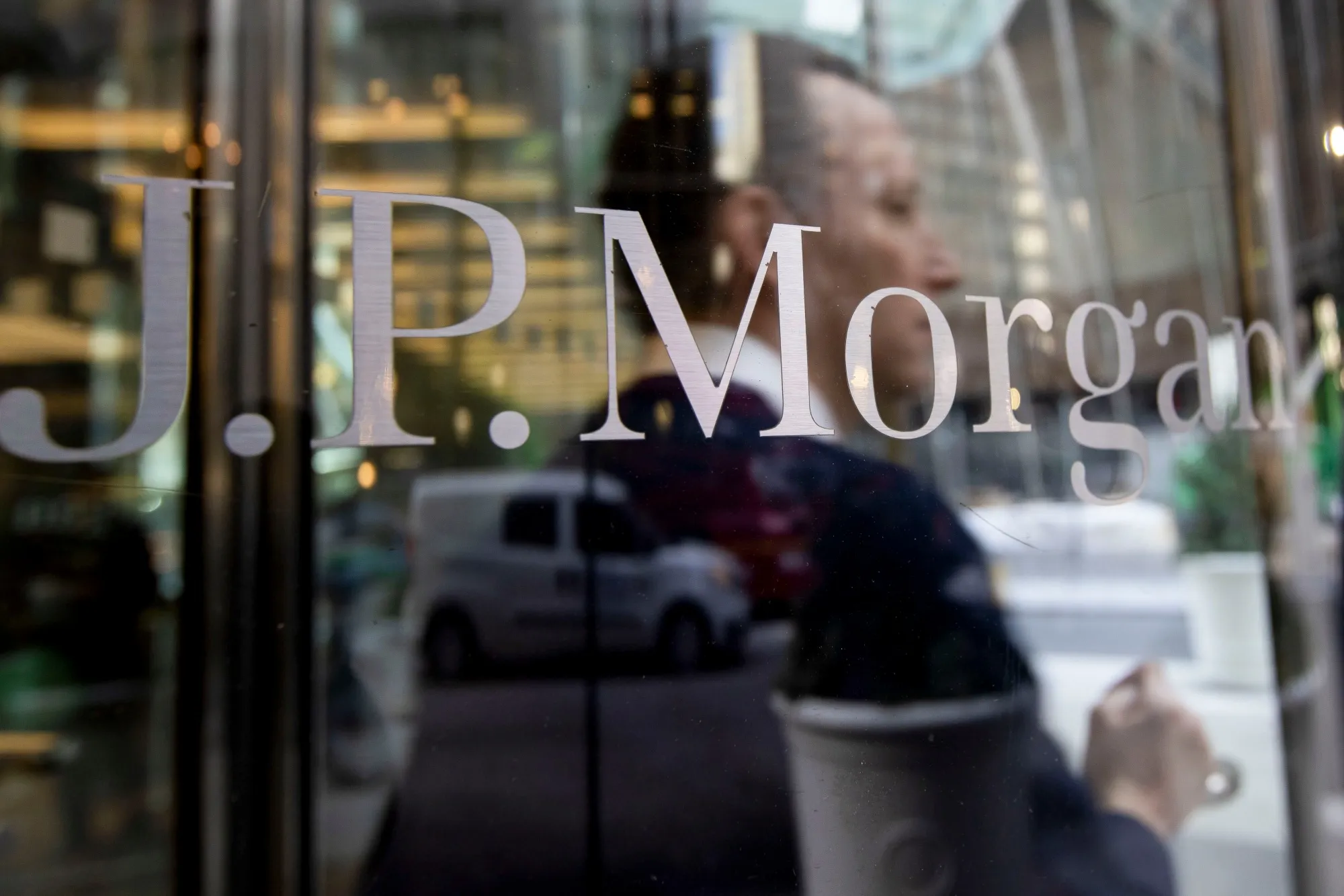 JPMorgan Chase & Co. Ahead Of Earnings Figures
