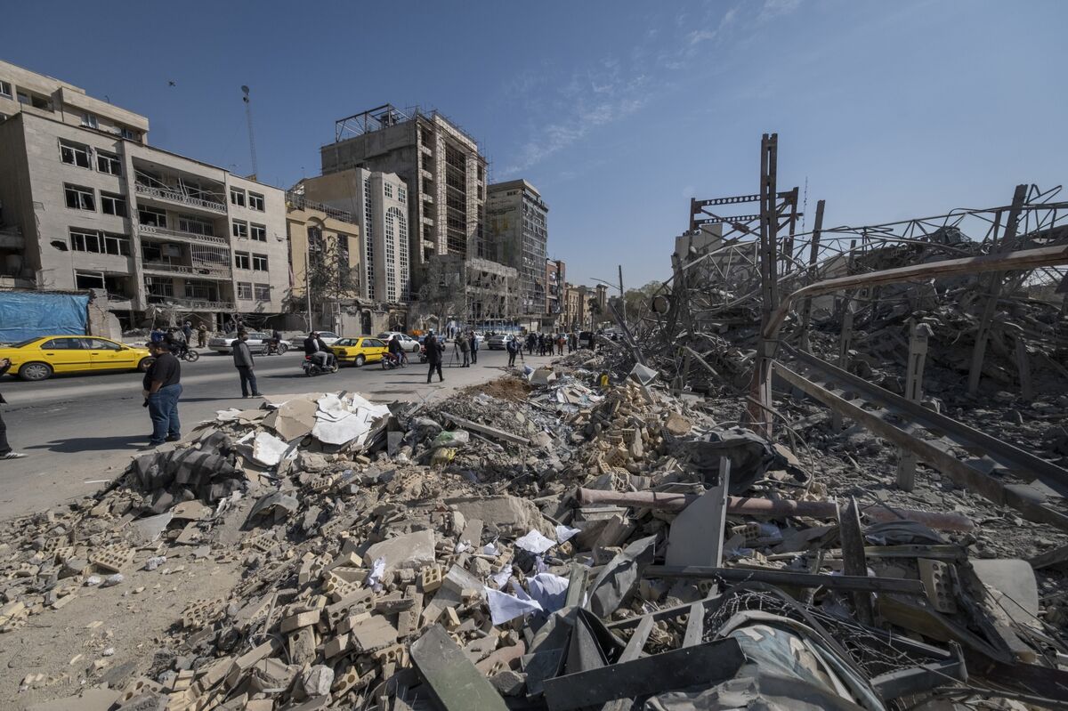 assets.bwbx.io image