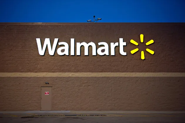 Why Wal-Mart Is Worried About Amazon