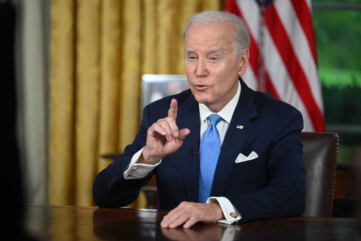 Biden Says Trump Indictment Would Not Be Politically Motivated - Bloomberg