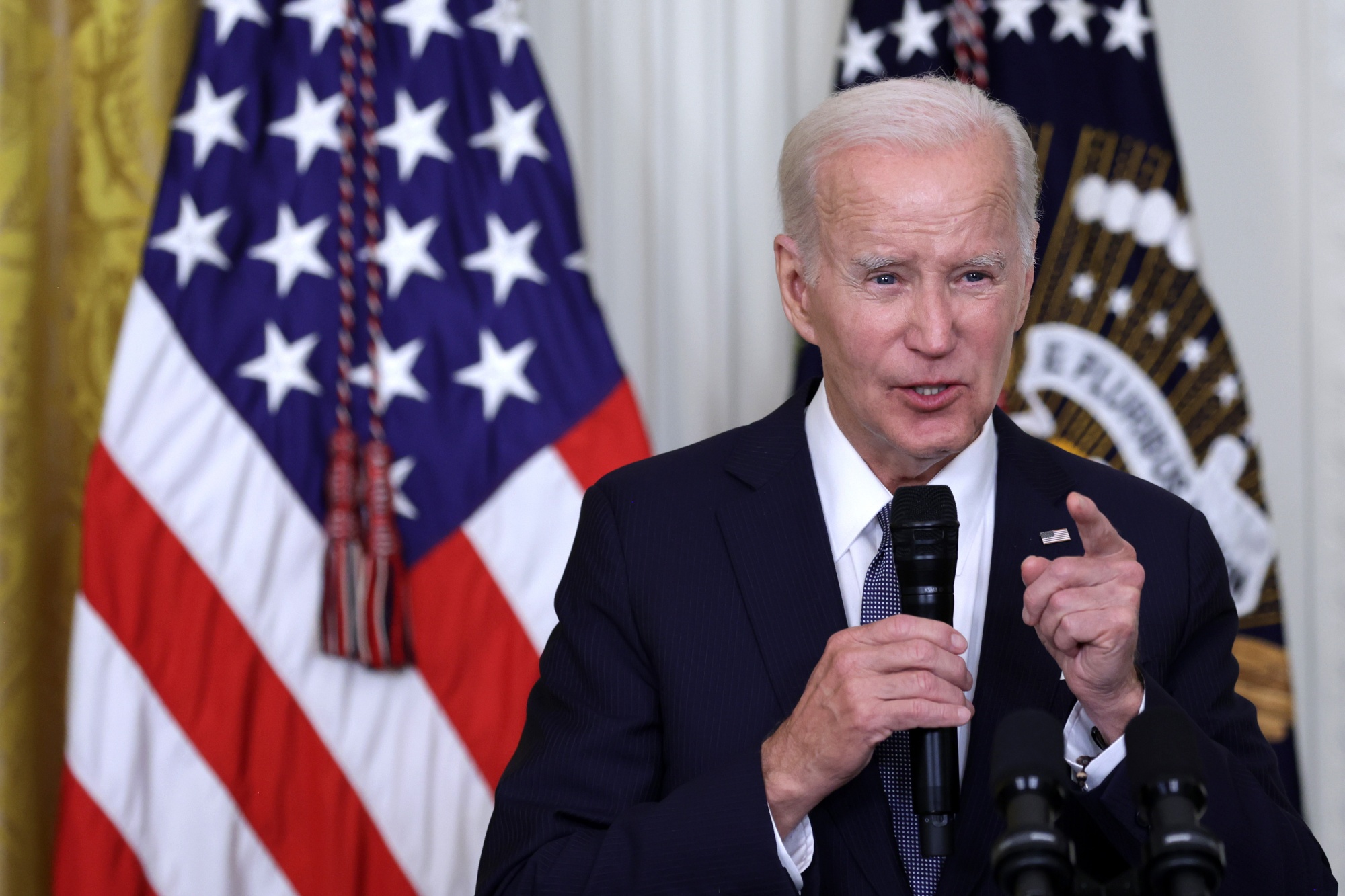 Debt-Ceiling Deal Dashes Biden's Hope of Killing Limit to Avoid Default ...