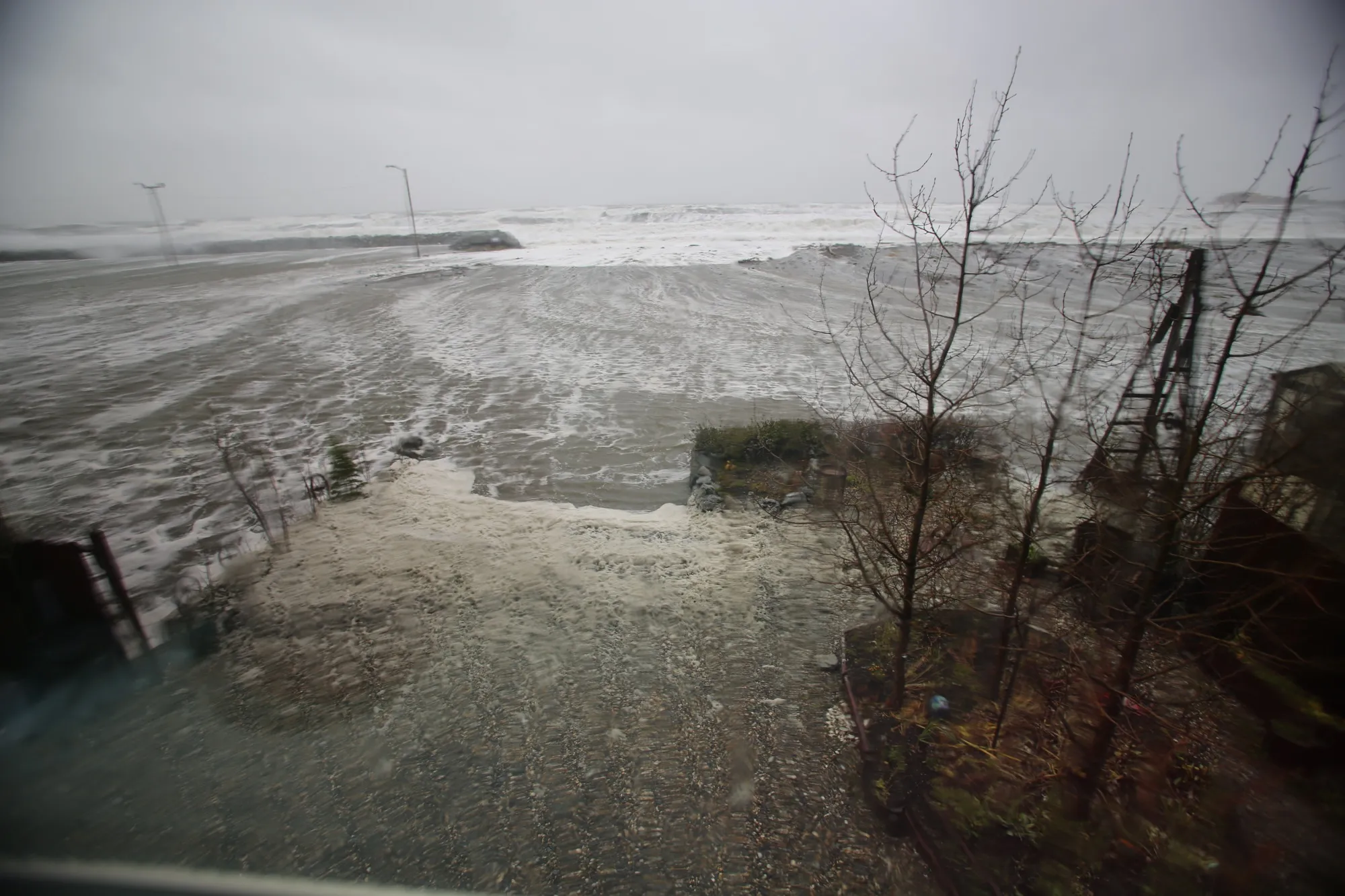 Flood Waters Receding After Storm Batters Western Alaska - Bloomberg, image size:2000x1333