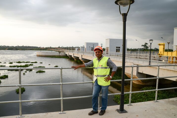 China Battles France for Business in Former African Colonies
