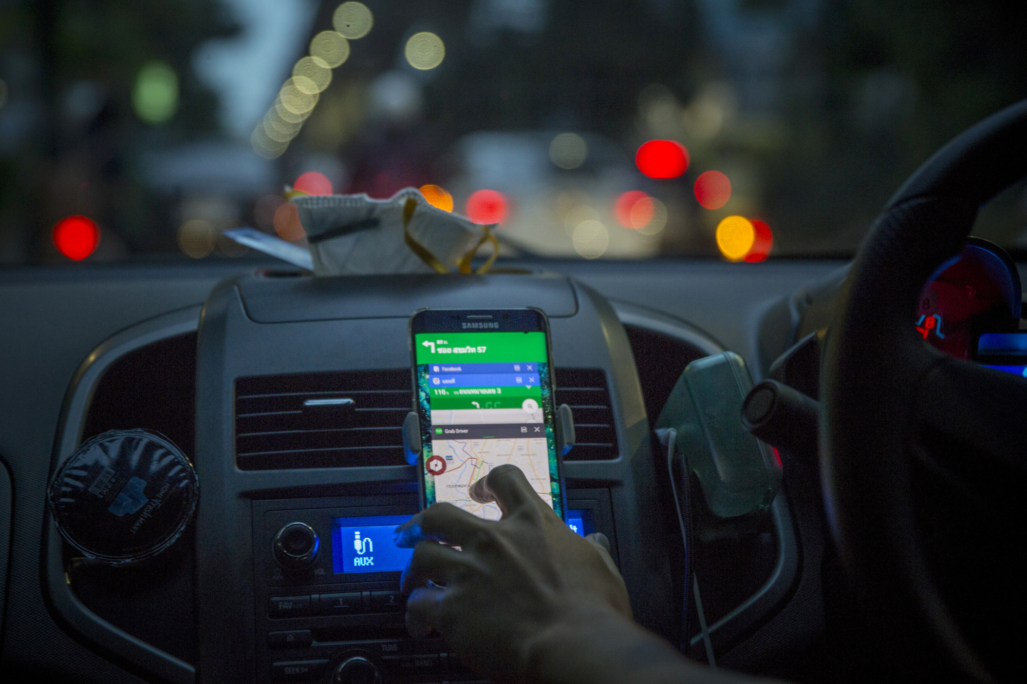 RideSharing Titan Grab Sees Potential Boost After Thai Poll Bloomberg