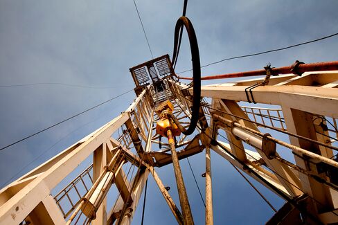 Chinese Oil Workers And Petroleum Industry In South Sudan