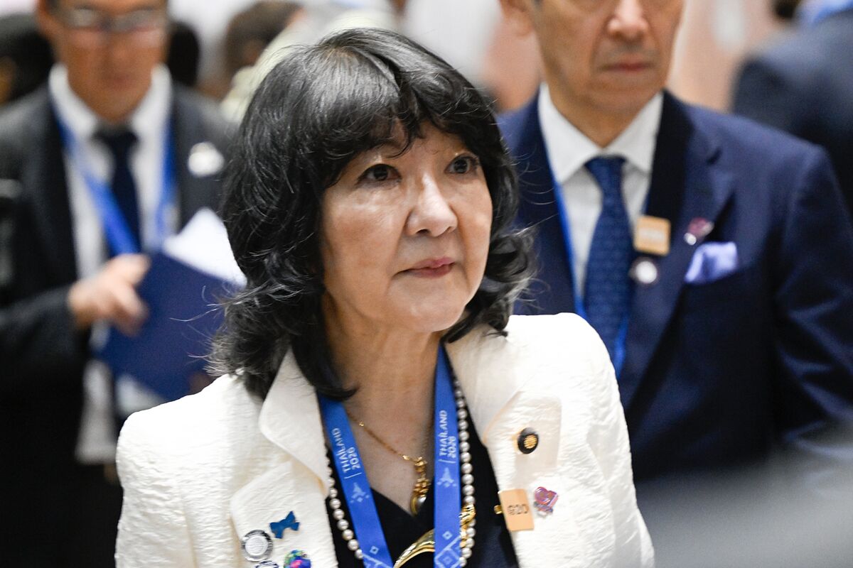 Japan’s Katayama Vows Fiscal Prudence on Defense Funding