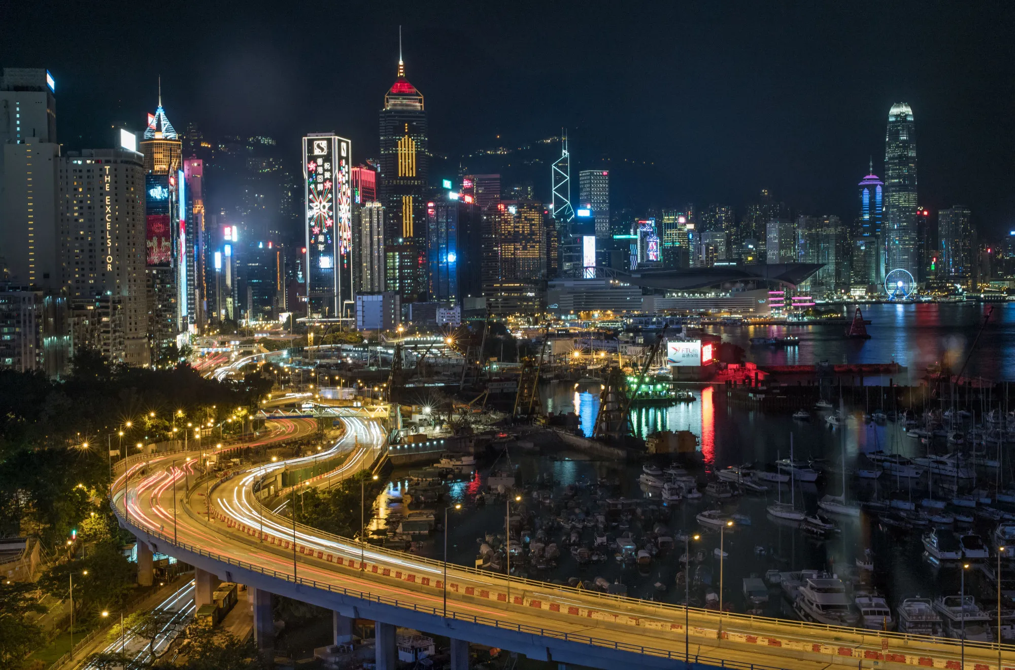 Hong Kong's Growth Halved in Fourth Quarter as Trade War Hit