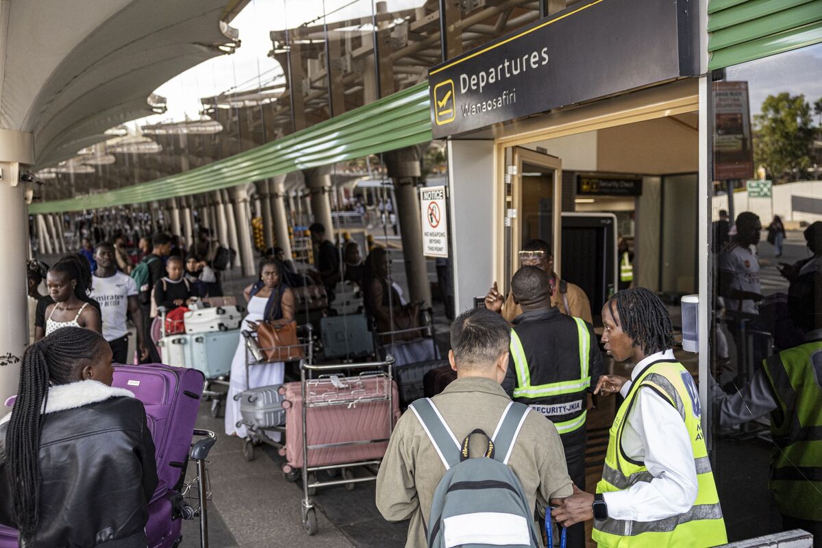 Kenya Air Traffic Controllers’ Industrial Action Delays Flights