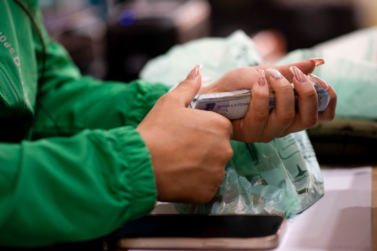 assets.bwbx.io image