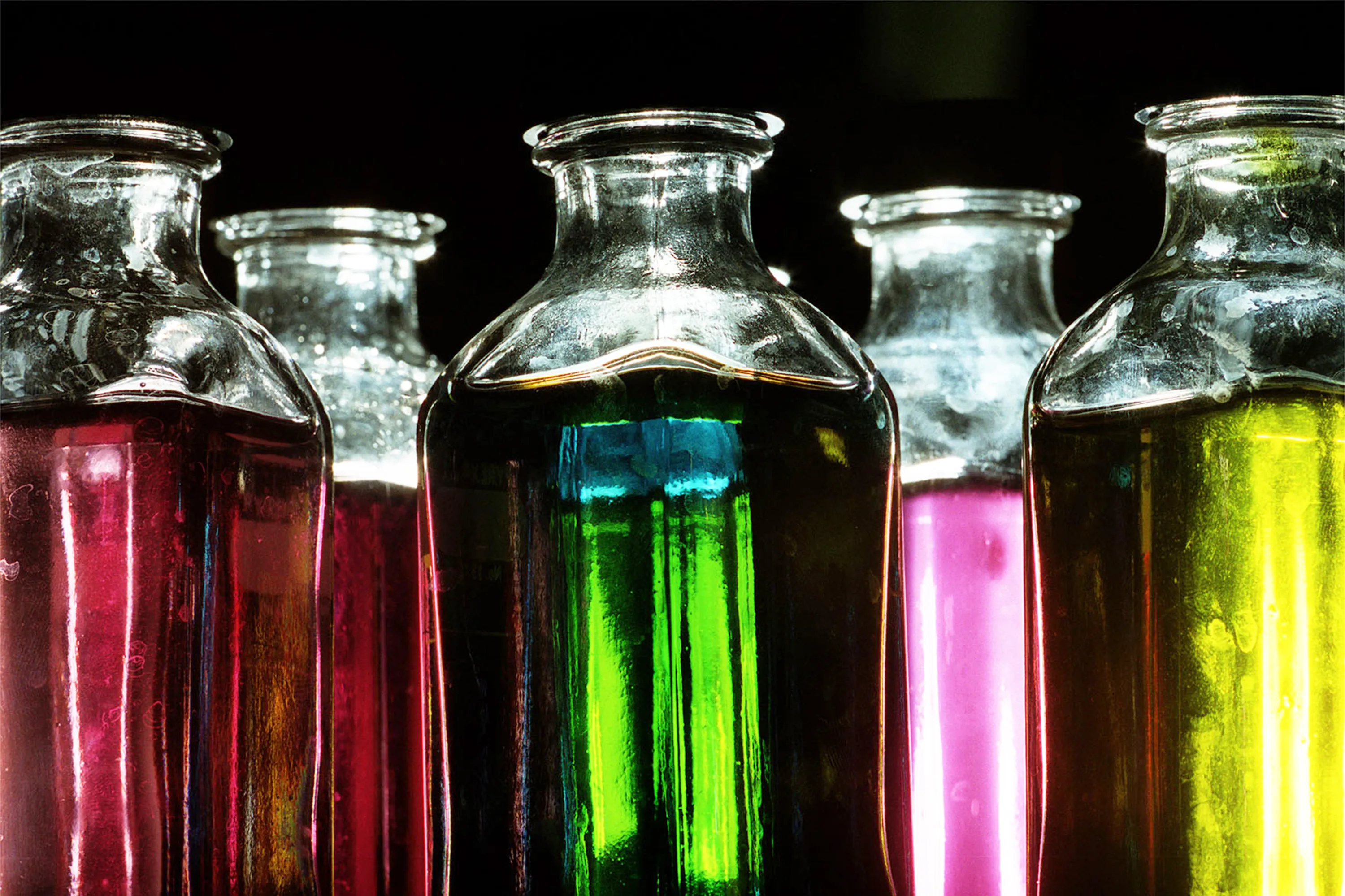 The&nbsp;Consumer Brands Association had previously proposed that manufacturers voluntarily begin phasing out synthetic dyes.
