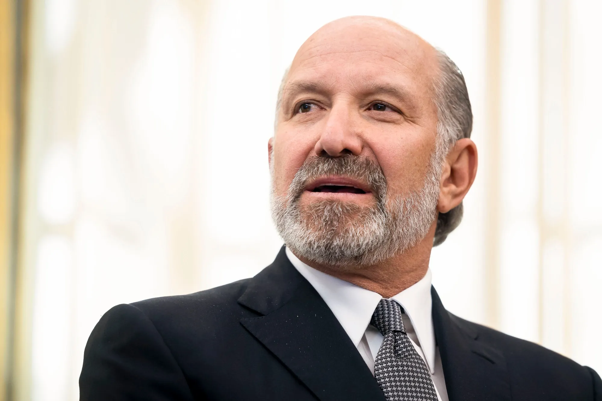 ラトニック米商務長官、２人の息子らにキャンターの経営託す - Bloomberg