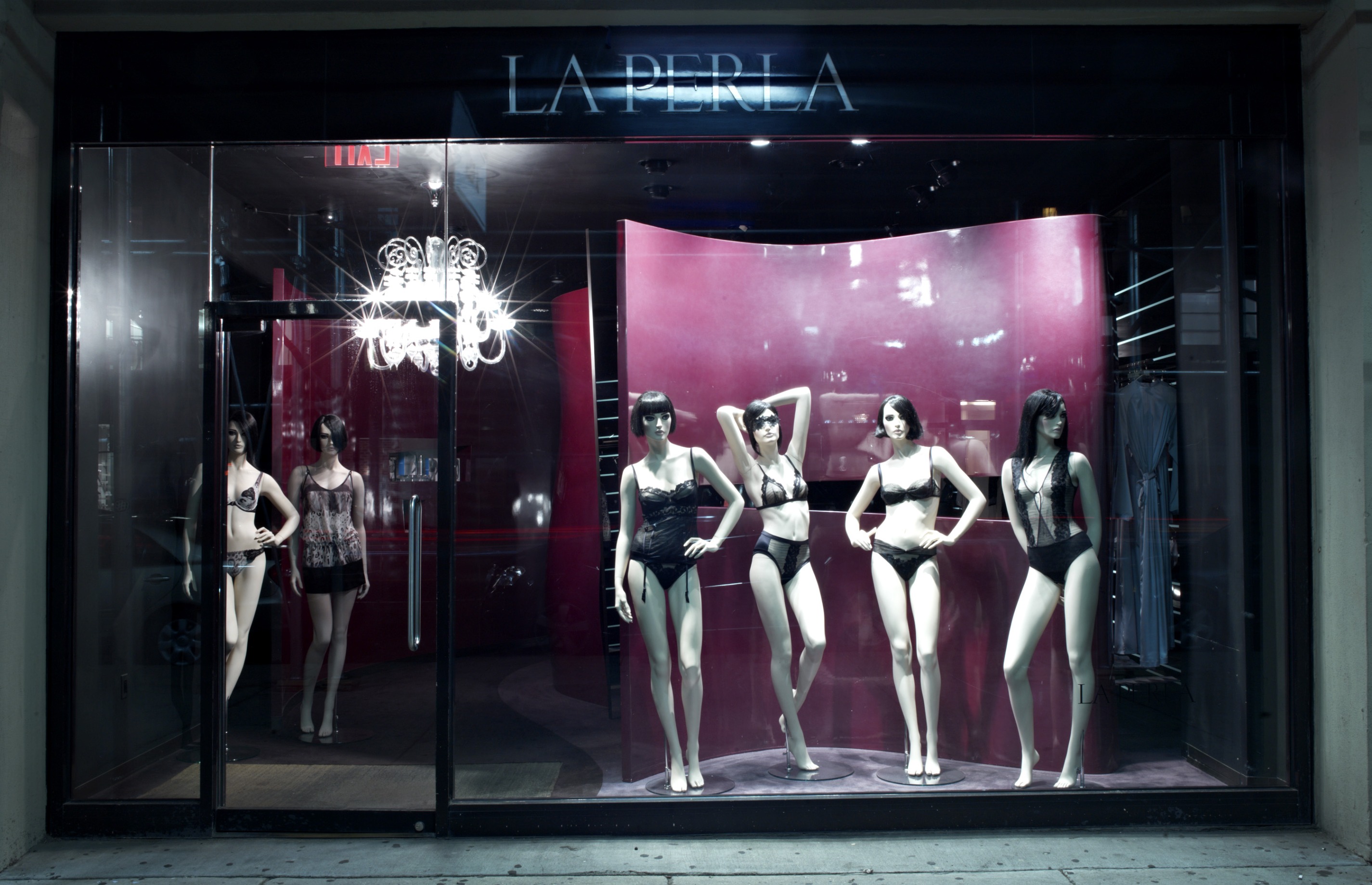 La Perla Joins 's Luxury Stores