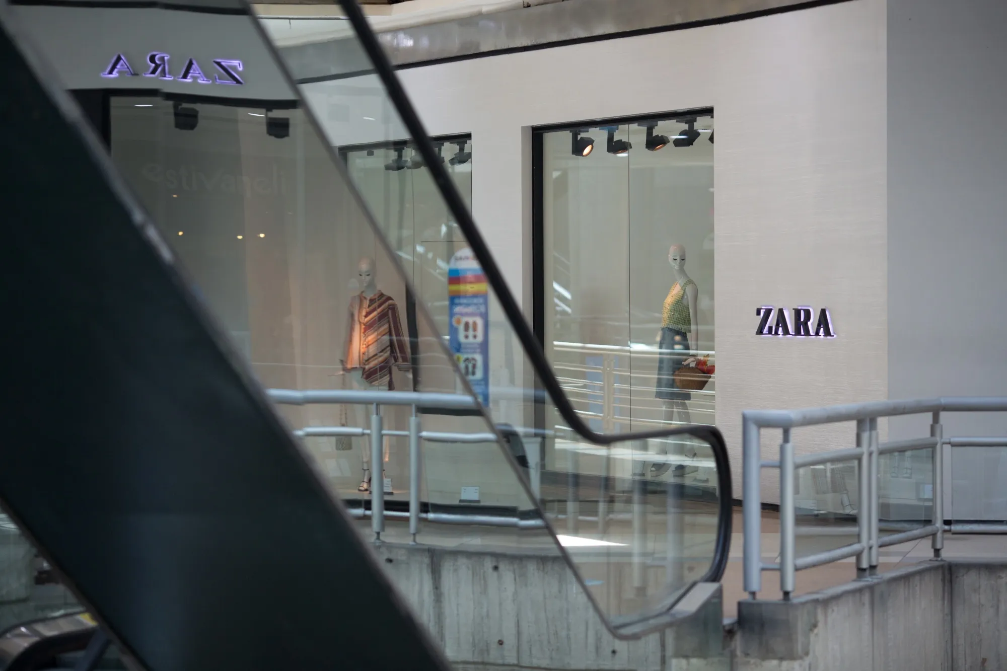 A Zara store at the Sambil Shopping Center in Caracas, Venezuela, in 2021.&nbsp;