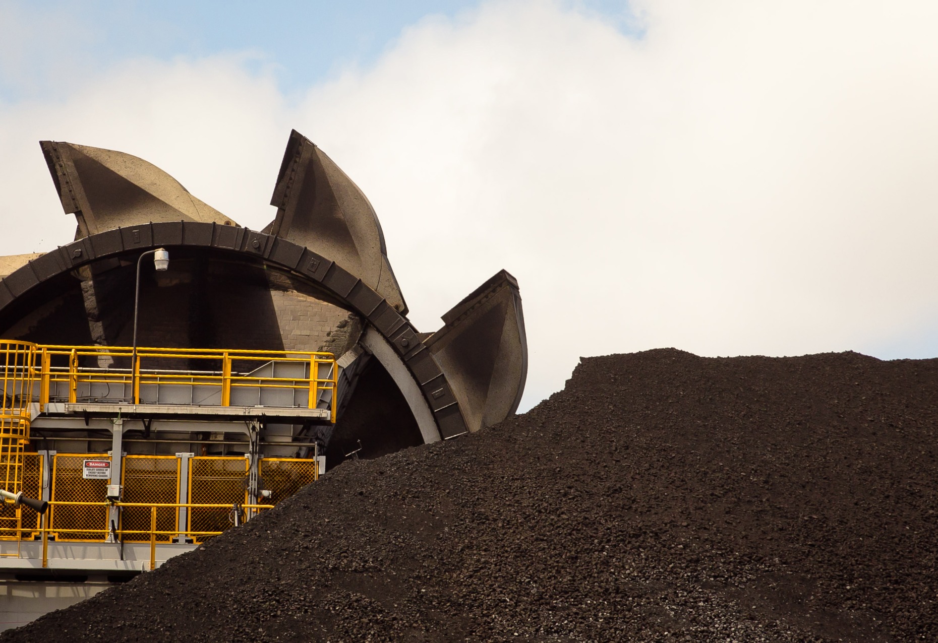 General Images Of Coal Stockpiles At Newcastle Port