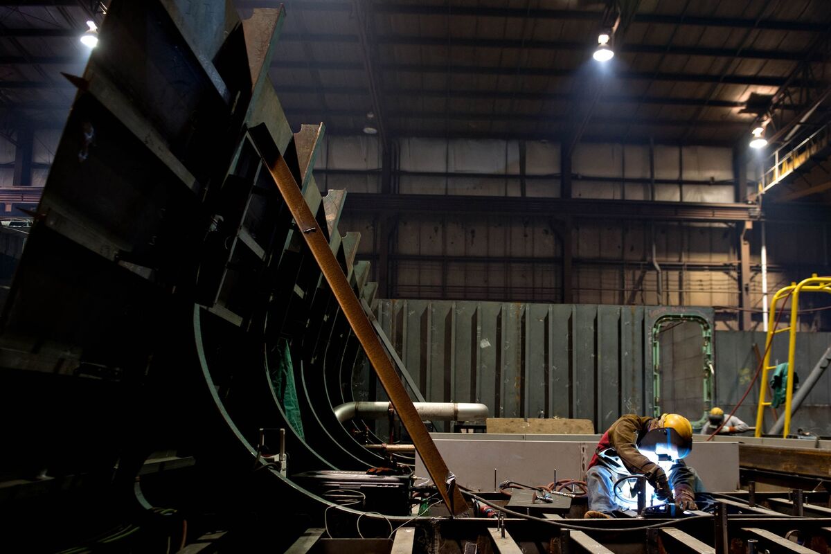 Australia Will Allow Hanwha to Raise Its Austal Stake to 19.9%