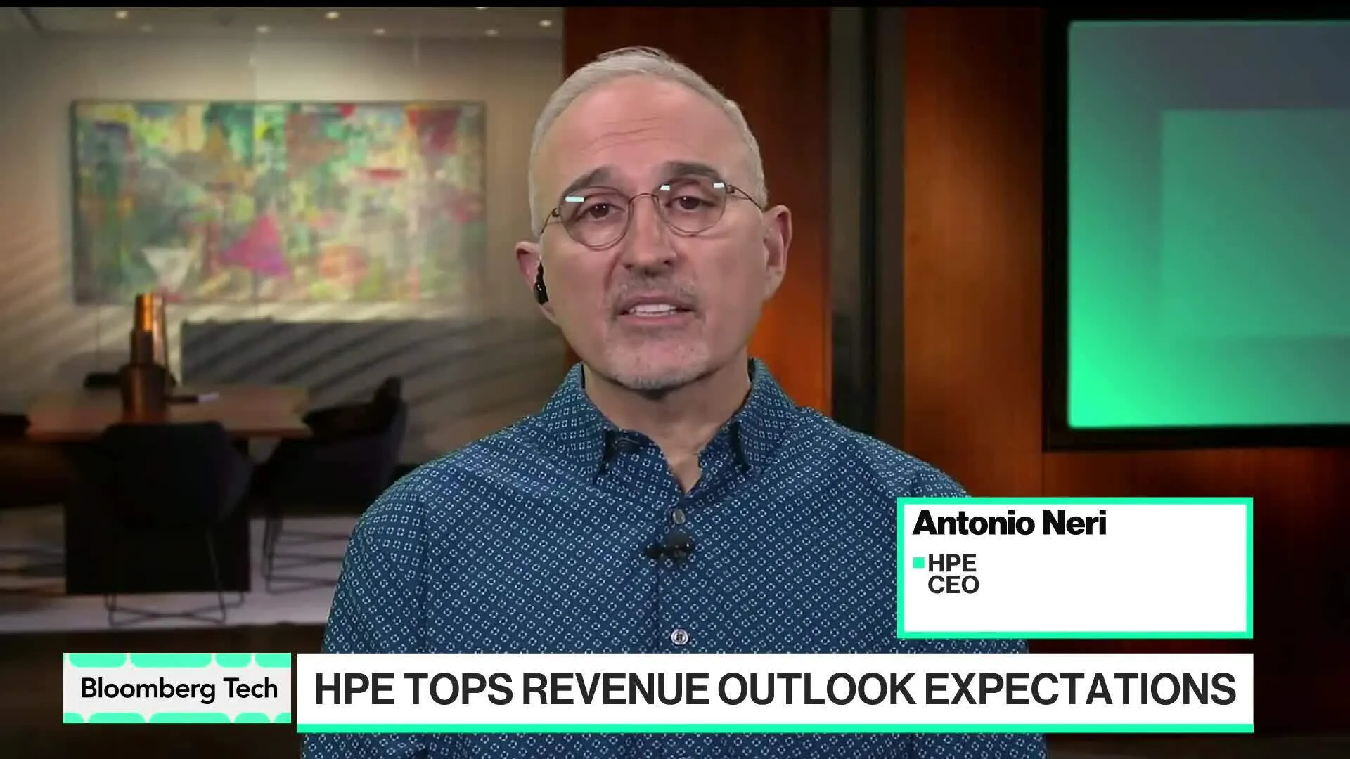 AI Demand Boosts HPE Sales Forecast