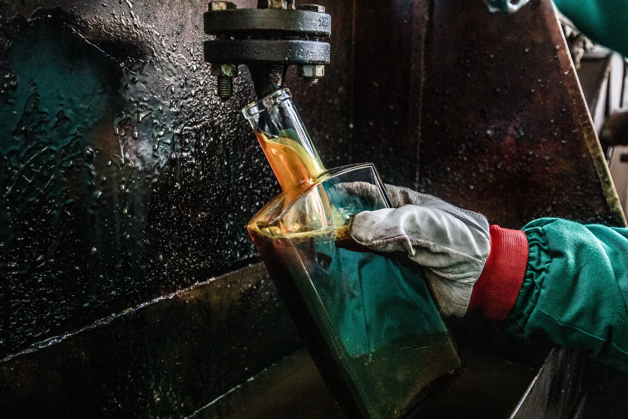 MOL Hungarian Oil & Gas Plc Refinery As Oil Trades Near Three-Month High
