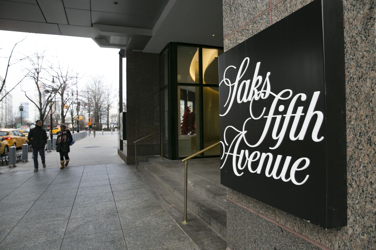 
                            Saks’ Burned Bondholders Fight Over Funding Any Bankruptcy Loan