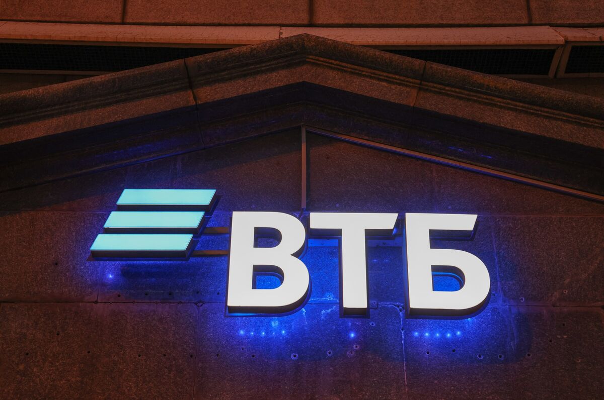 assets.bwbx.io image